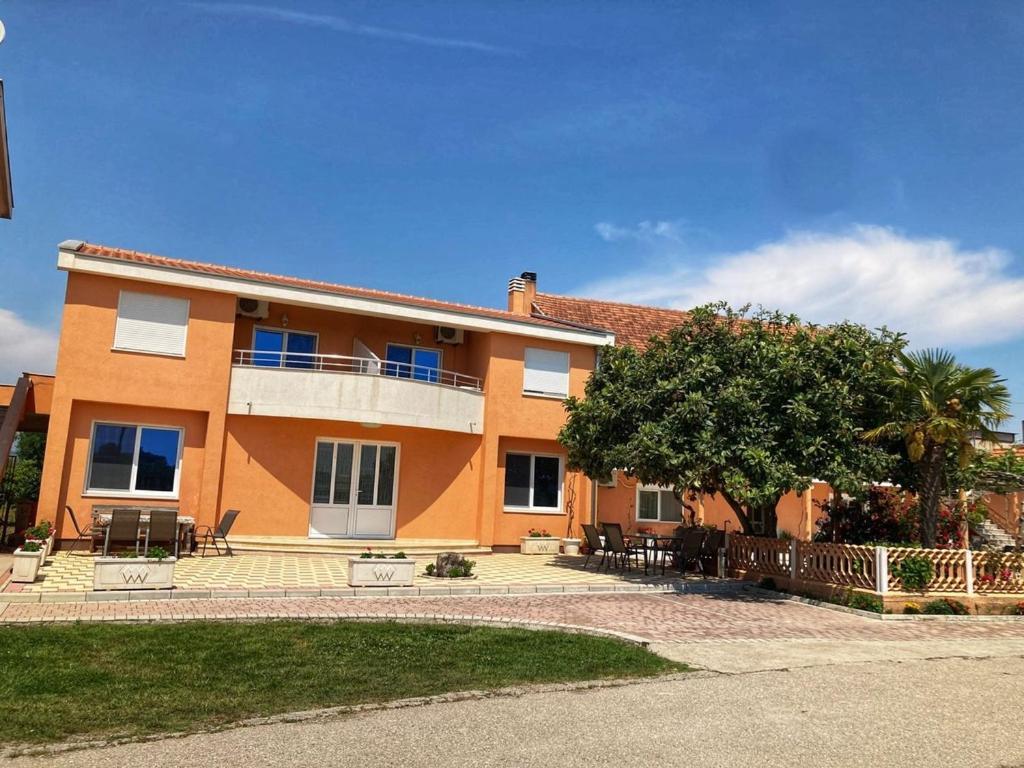 Delfini Holiday Homes Ulcinj Exterior foto